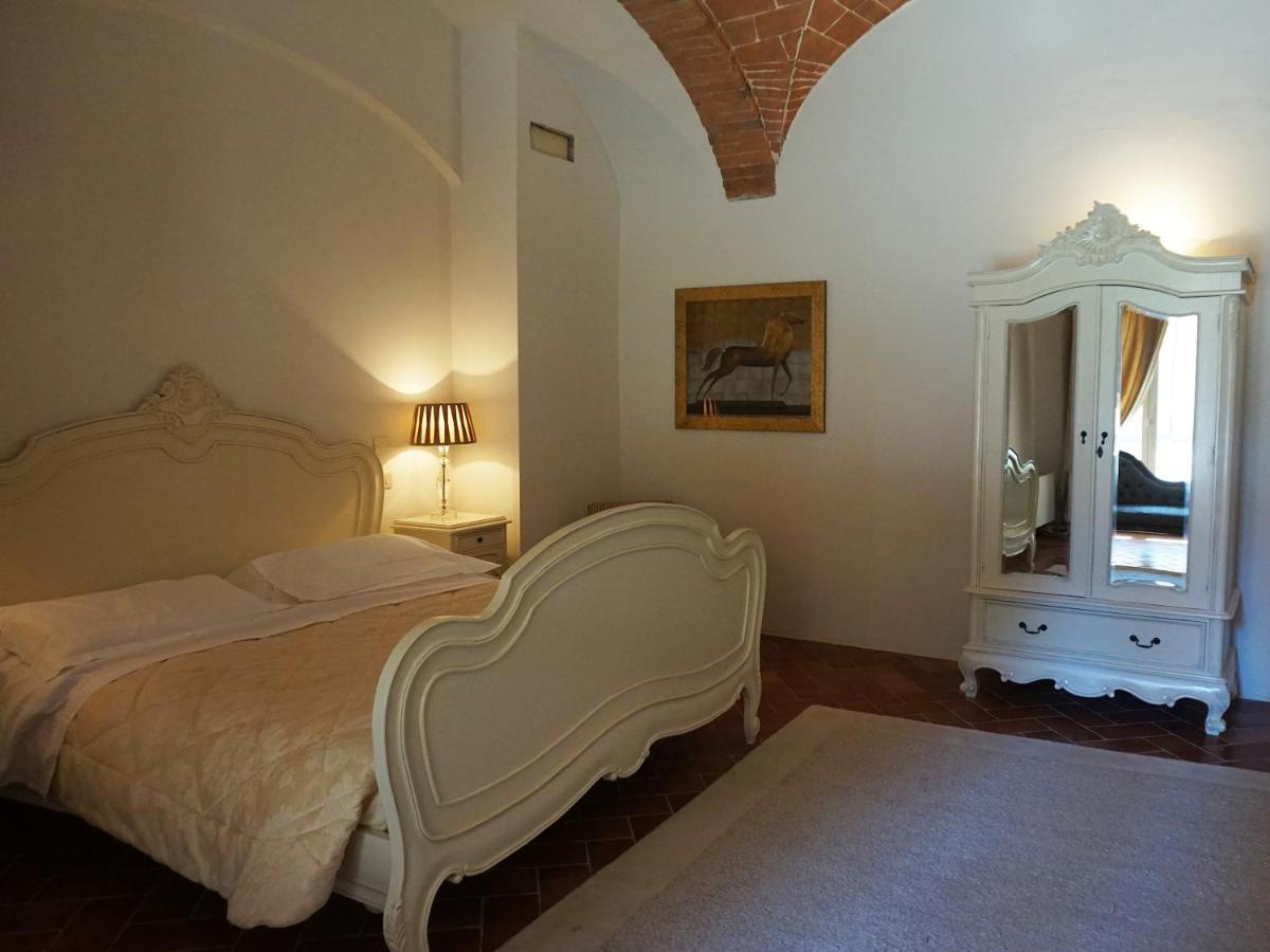 Borgo Colleoli Resort Buitenkant foto