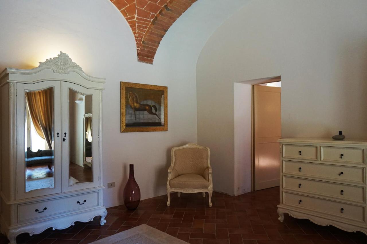 Borgo Colleoli Resort Buitenkant foto